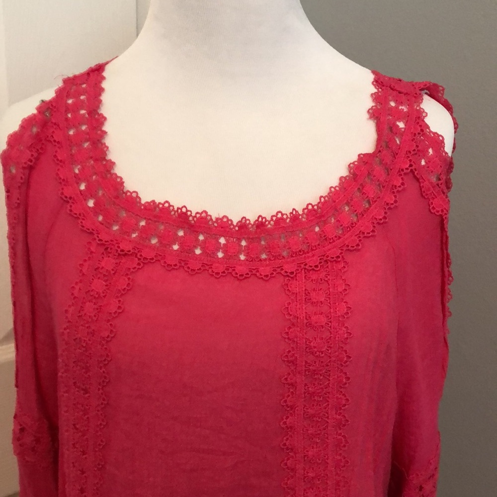 Blouse - Picture 2 of 4